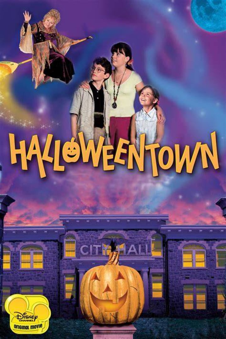 Halloweentown's Kimberly J. Brown, Daniel Kountz engaged