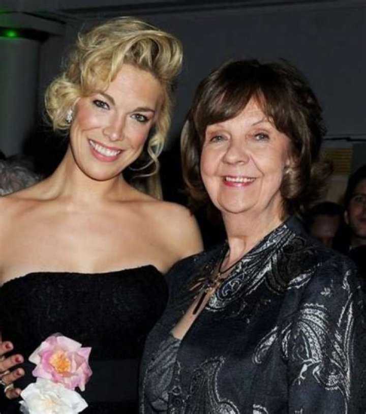 Hannah Waddingham parents Meet Melodie Kelly