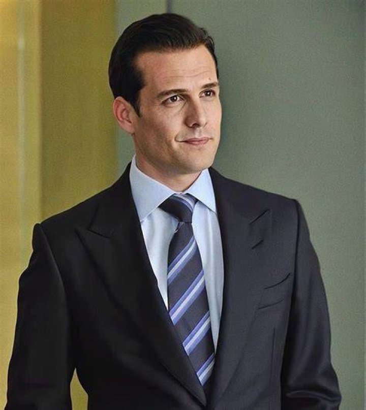 harvey specter suits season 1 gabriel macht suits harveyspecter