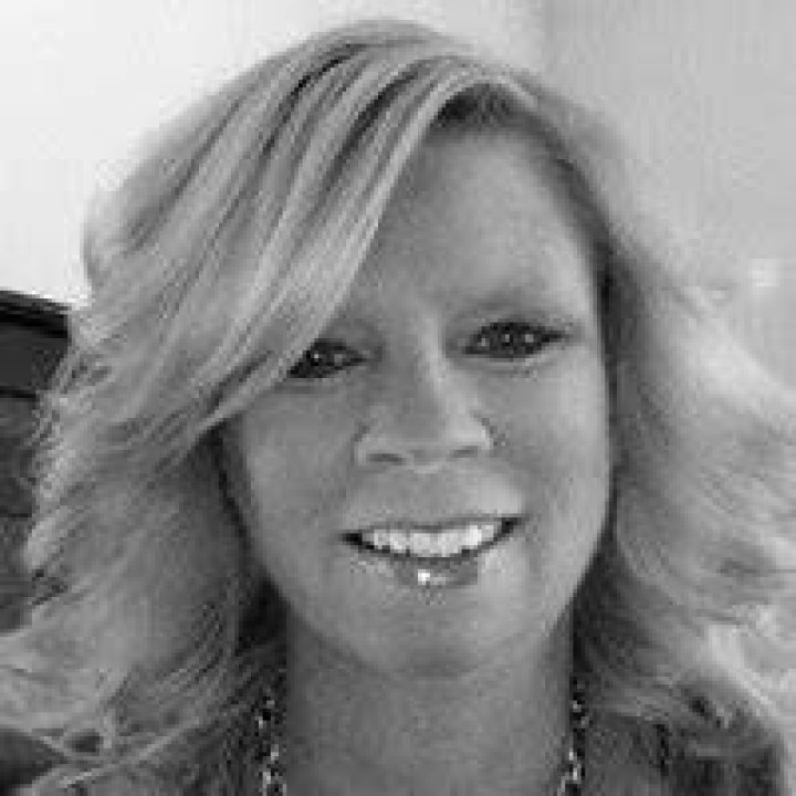 Heather Eads (USF_Love26) Twitter