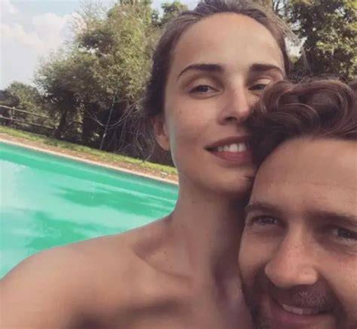 Heida Reed Dating Status, Wedding, Family, Net Worth