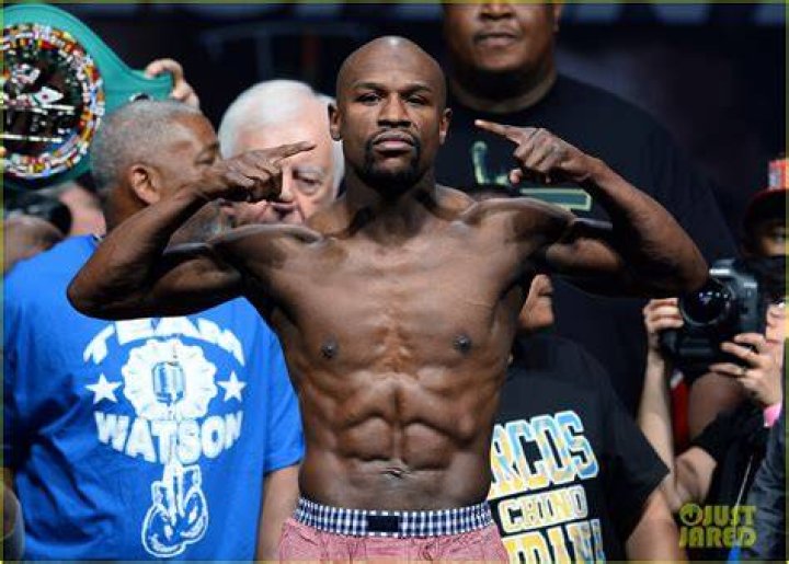 How Much Is Floyd Mayweather Worth? Net Worth Revealed! Photo 4551035
