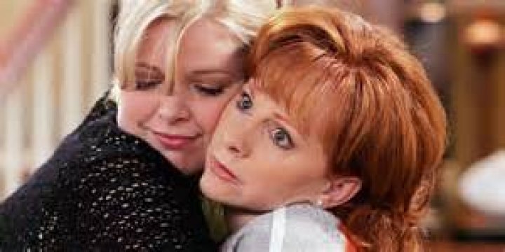 How Reba McEntire is Connected to Kelly Clarkson and Brandon Blackstock