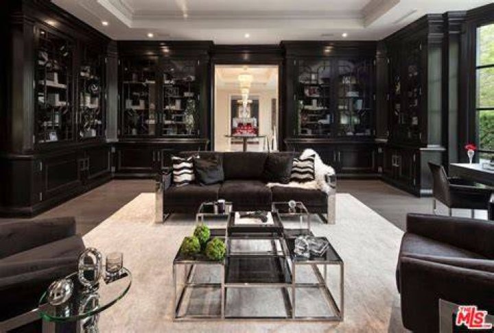 Inside lifestyle of Floyd Mayweather's sons including Zion's fashion