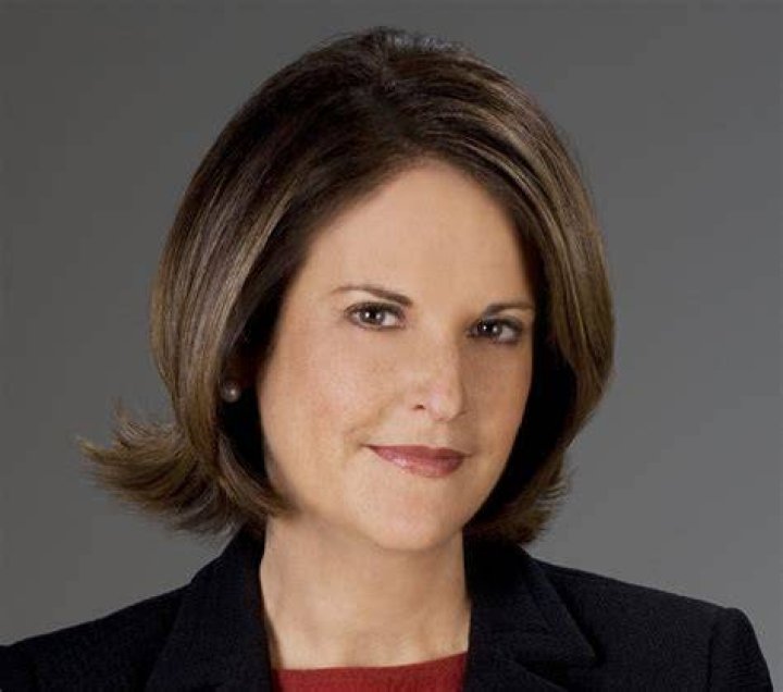 Is Gloria Sick (ill)? Where Is She Now?