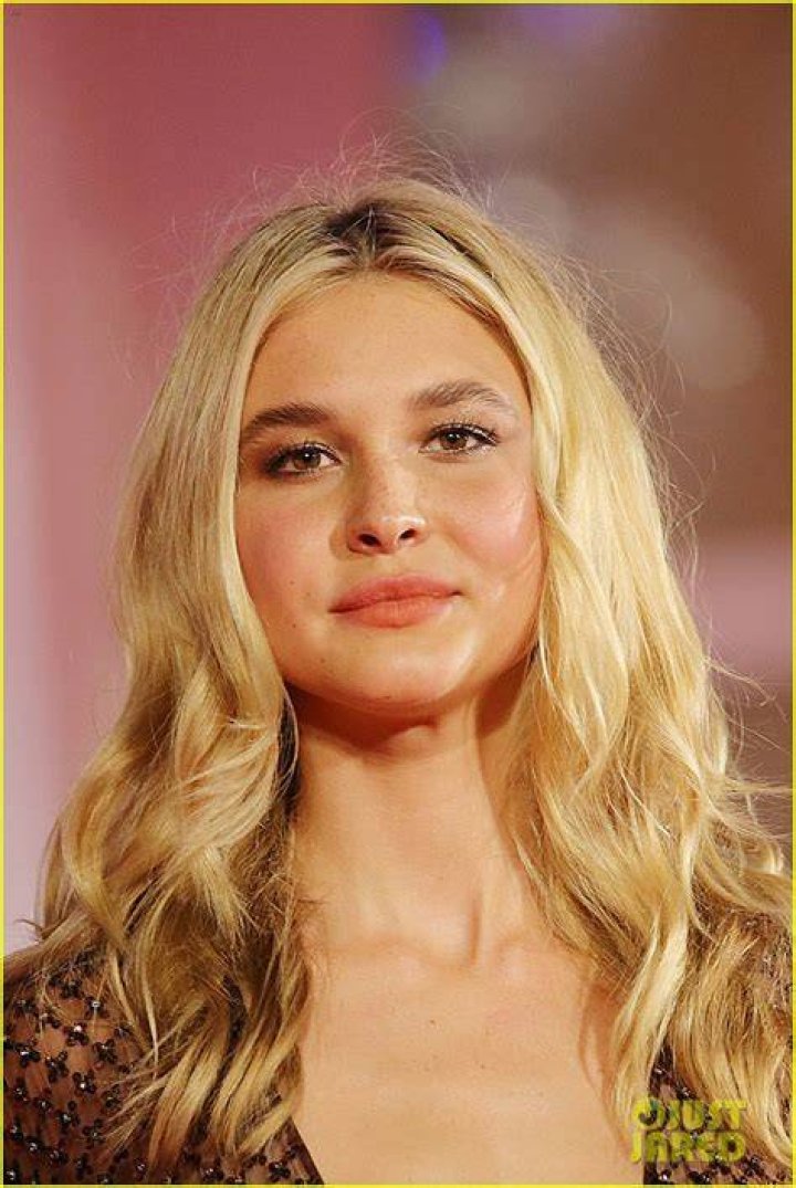 Isabel May Looks Stunning at Her First Venice Film Festival