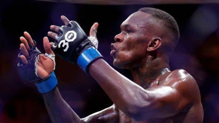 Israel Adesanya eyes 44,000 payout after betting on Patrick Mahomes