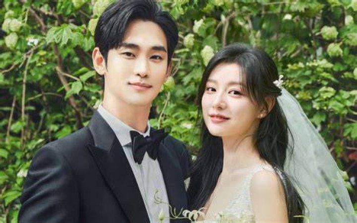 It's Official: Kim Ji Won And Kim Soo Hyun Now Dating