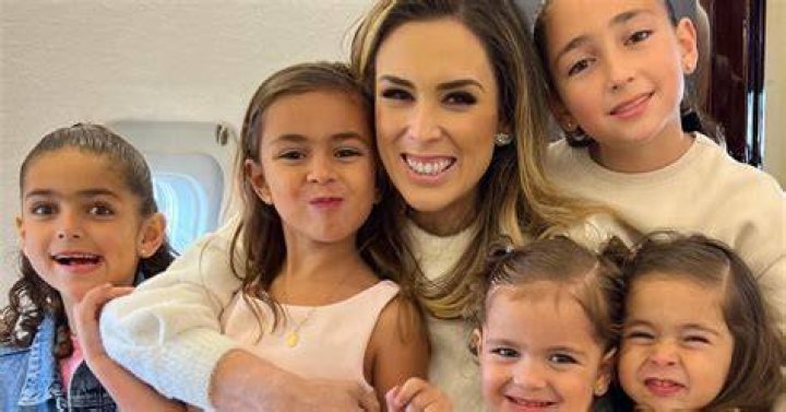 Jacky Bracamontes espera su sexto hijo?! E! Online Latino MX
