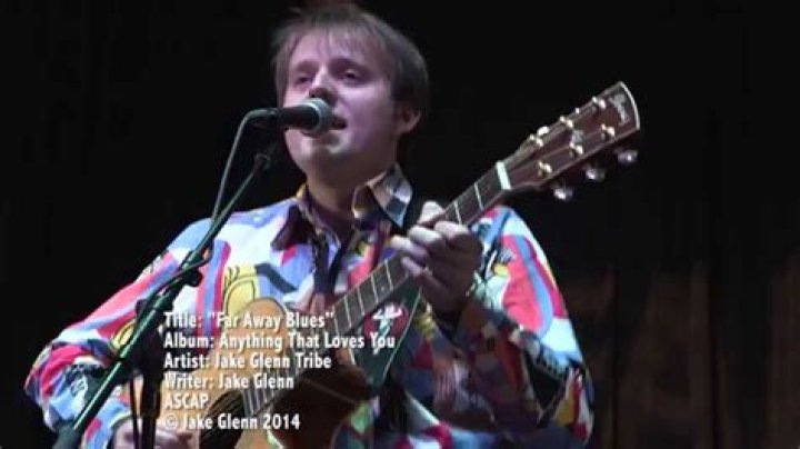 Jake Glenn Tribe performing "Far Away Blues" on The Fame YouTube