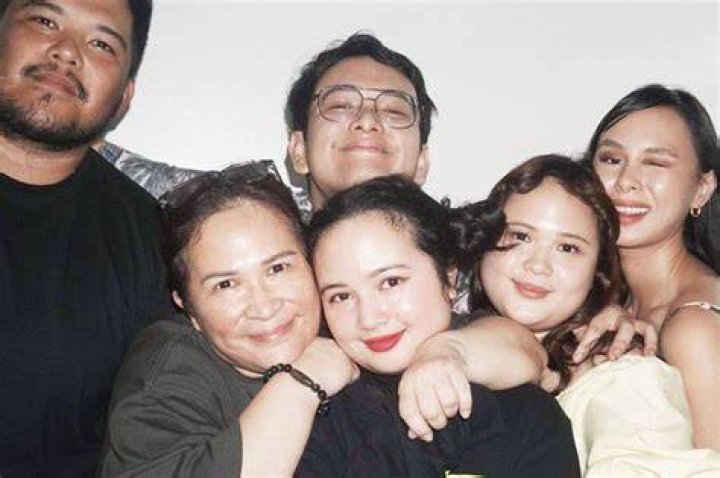 Janice de Belen to daughter Inah "Show them that you don't have to be