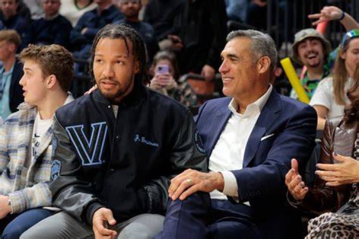Jay Wright's Wife Has Been His Biggest Supporter For Nearly 40 Years