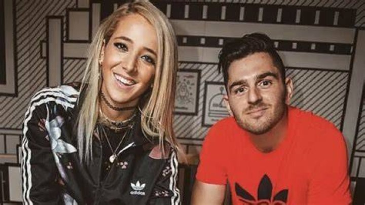 Jenna Marbles leaves Twitch channel with boyfriend Julien Solomita