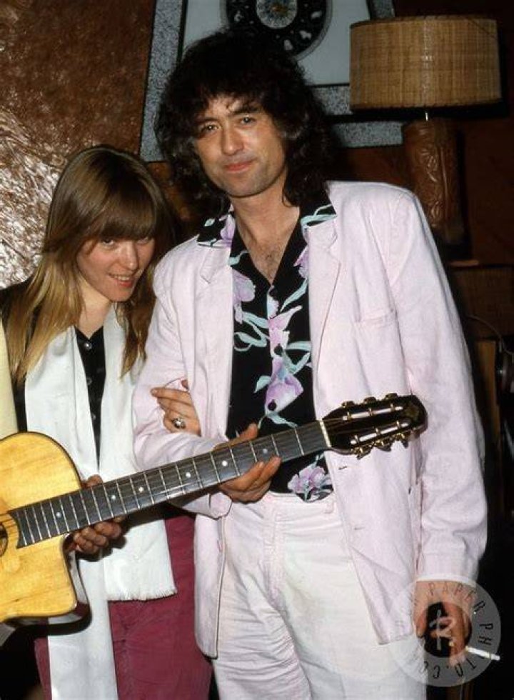 Jimmy Page, New Jersey 1990 Les Paul's house. Jimmy started playing