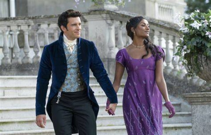 Jonathan Bailey de Bridgerton y su posible novio Homosensual