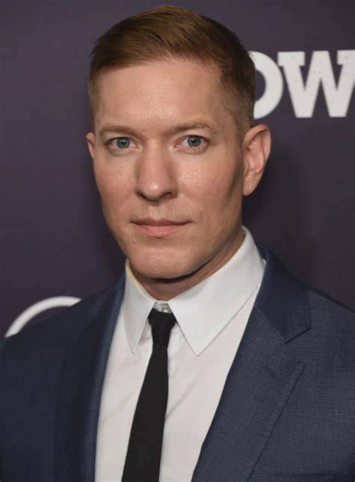 Joseph Sikora Joseph sikora, Tv guide, Joseph