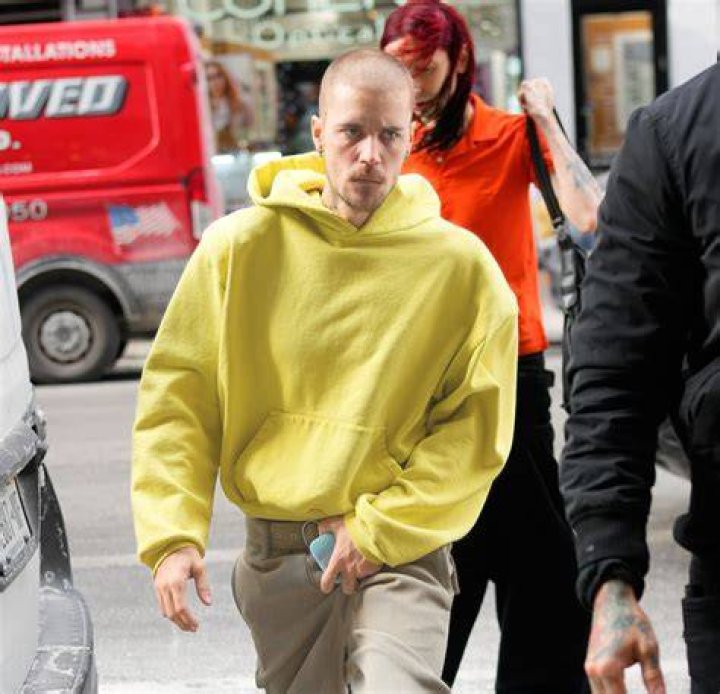 Justin Bieber Adopted A New Cat Named Sushi