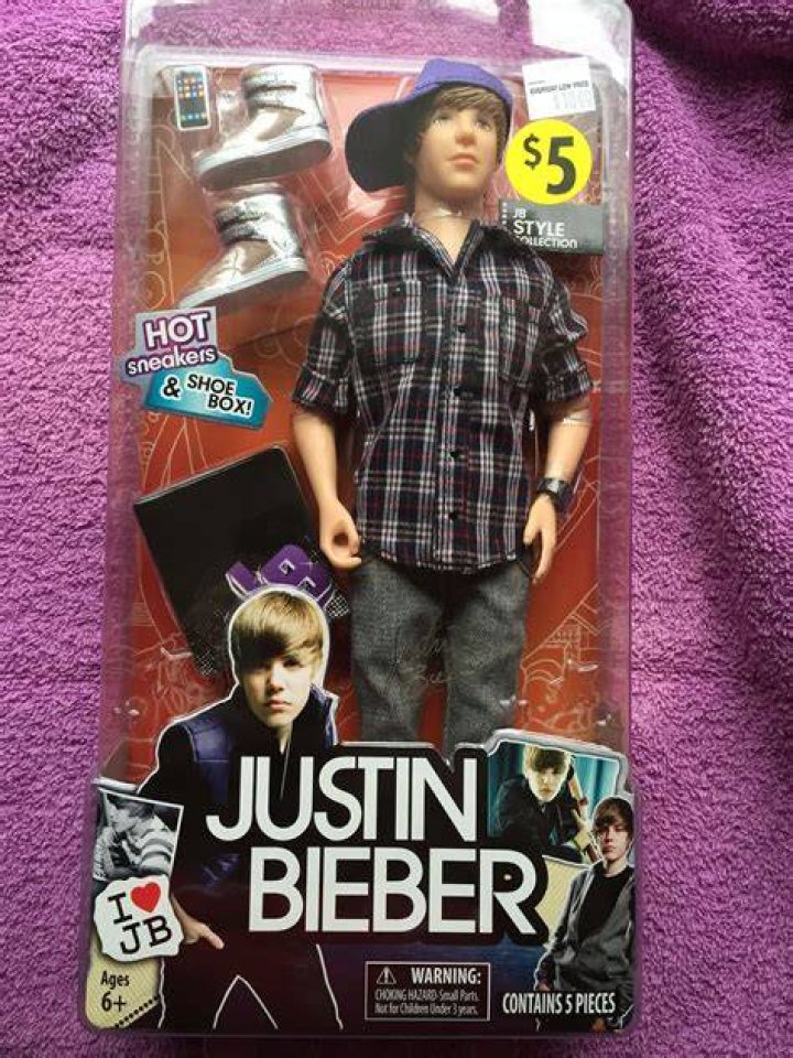 Justin Bieber five dollar dollfor his outfit (1) The Original Barbie