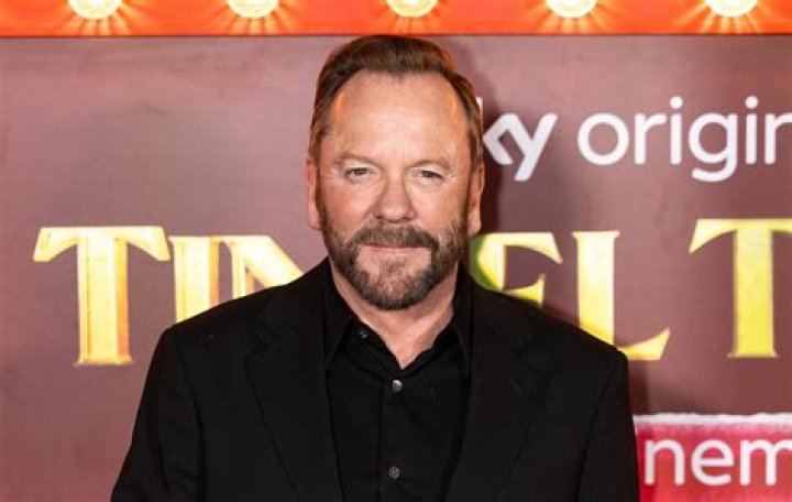 Kiefer Sutherland ‘When the FBI comes running through your house, you