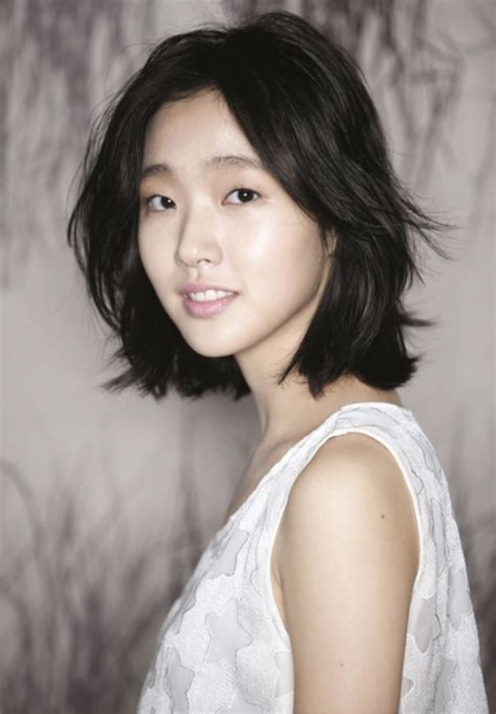 Kim Goeun Biography Facts, Childhood, Family Life & Achievements of