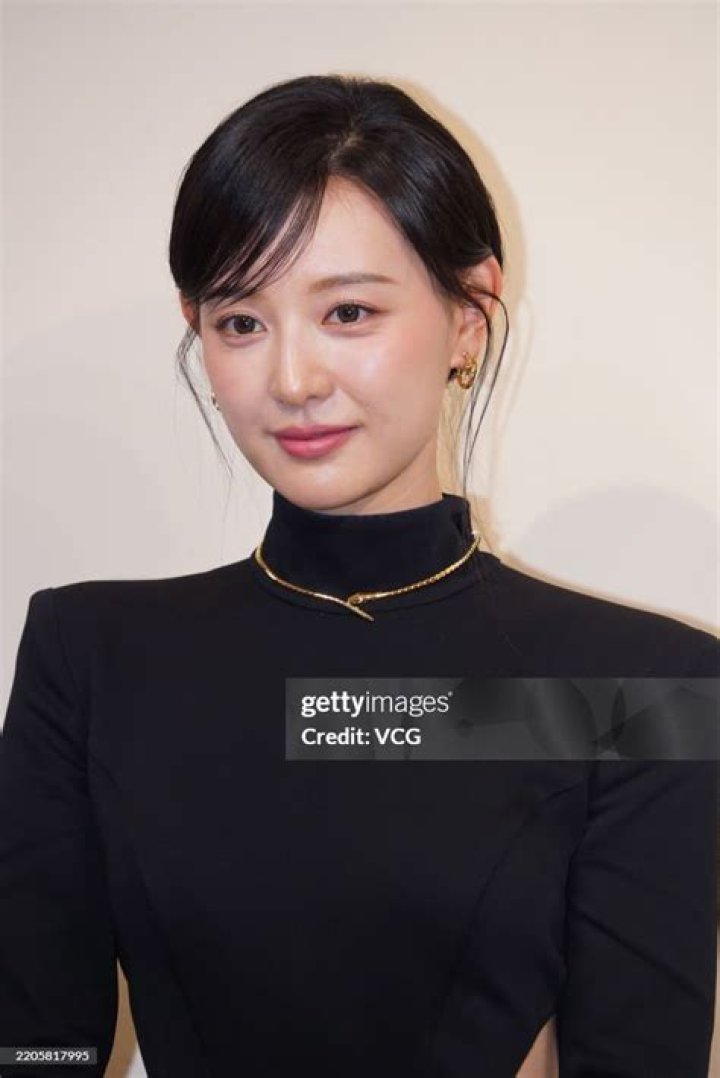 Kim Ji Won Attends 'Looking Forward to Romance' Press Conference Sep