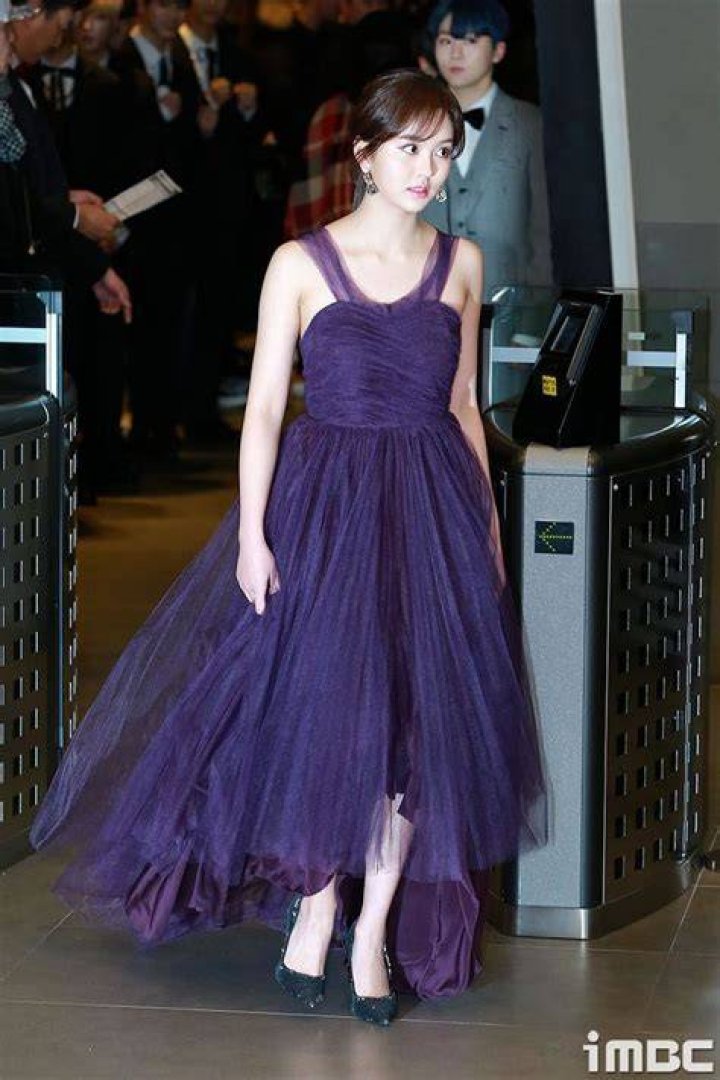 Kim Sohyun, Strapless Dress Formal, Formal Dresses, Famous Girls