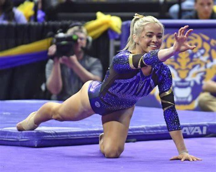 Know All About LSU Gymnast Olivia Dunne&rsquo;s Parents Katherine and David