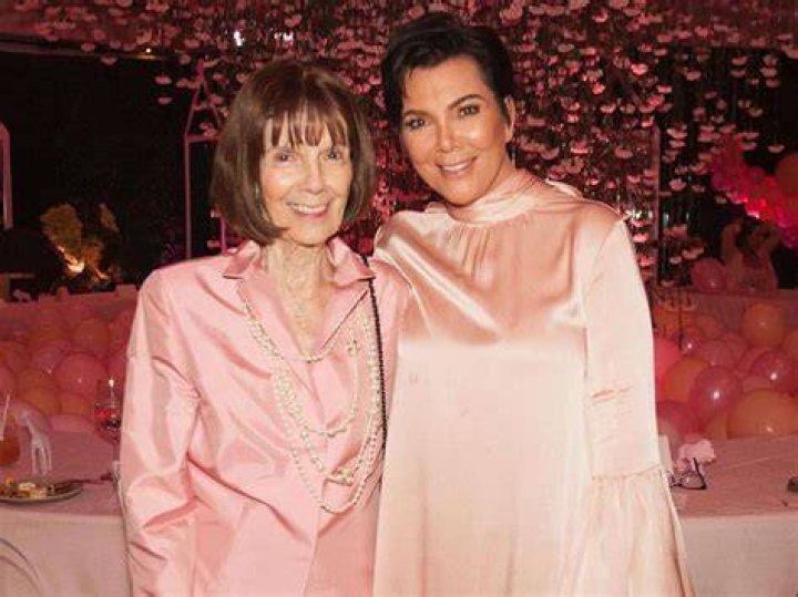Kris Jenner, the mother of Kim Kardashian loose and reveals the meaning