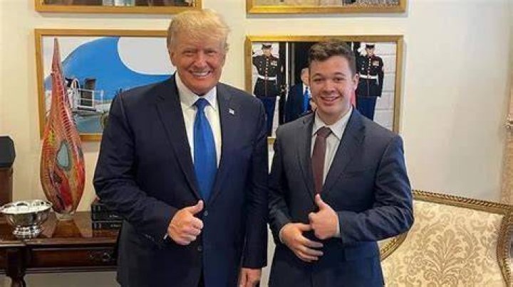 Kyle Rittenhouse and Donald Trump meet at MaraLago after acquittal