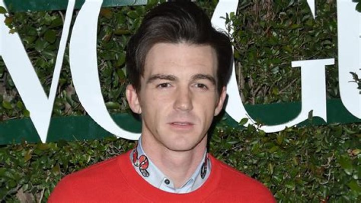 La mujer de Drake Bell le pide el divorcio una semana despu&eacute;s de su