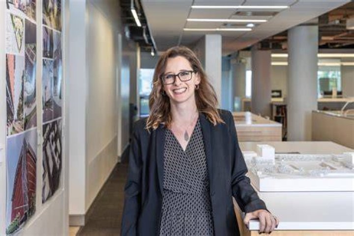 Laura Bruner: Expertise And Insights In Interior Design
