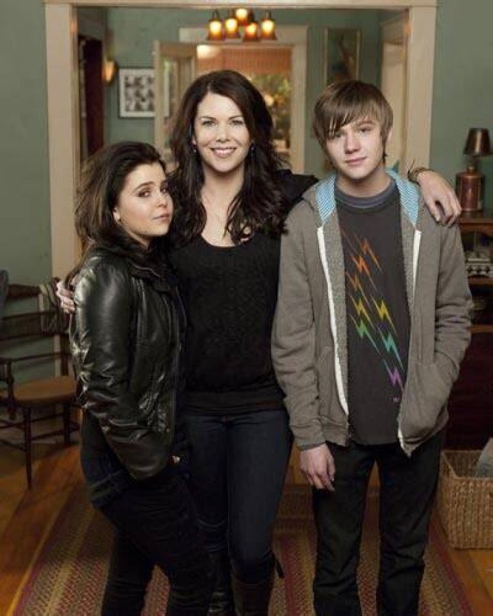 Lauren Graham&rsquo;s TV daughters finally met at the &lsquo;Gilmore Girls&rsquo; reunion