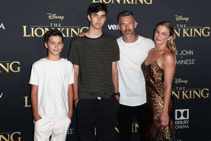LeAnn Rimes Stepkids Meet Sons Mason, Jake With Eddie Cibrian Closer