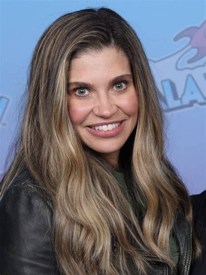 Learn The Secrets Of Danielle Fishel's Married Life