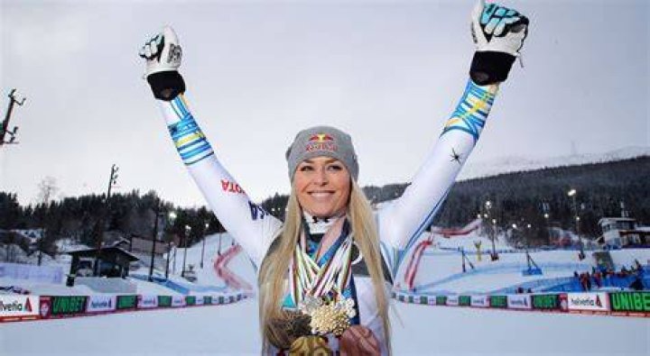 Lindsey Vonn Wins Bronze Medal in Downhill at 2018 Winter Olympics
