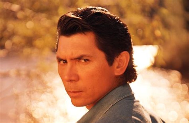 Lou Diamond Phillips takes the women in his life out to dinner
