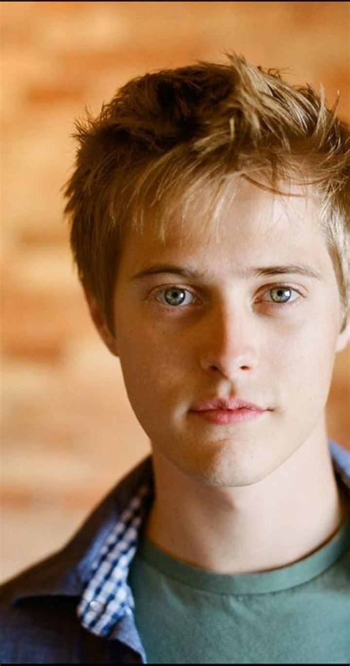 Lucas Grabeel IMDb