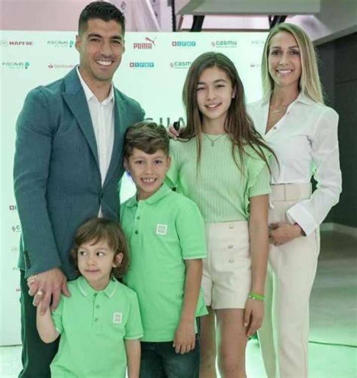 Luis Suarez Bio, family, net worth Celebrities InfoSeeMedia