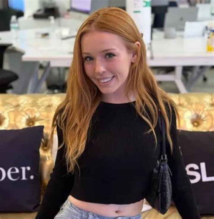 Madi Collins Age, Net Worth, Boyfriend, Bio, Wiki, 5 Best Photos