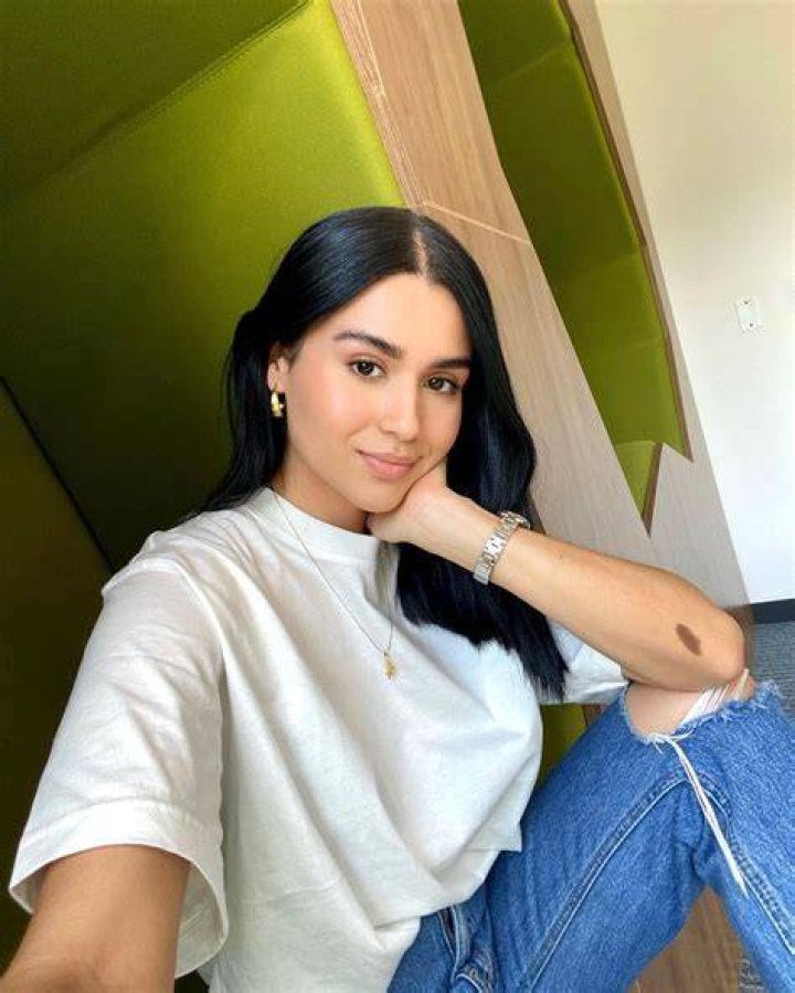 Manuela Escobar Net WorthEverything You Need To Know TRAN HUNG DAO