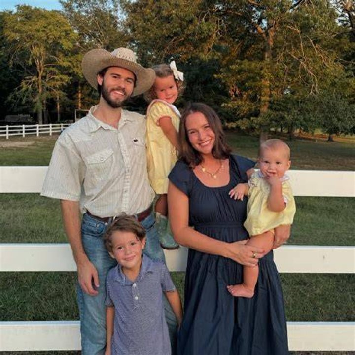 Mary Kate Robertson's Path To Riches