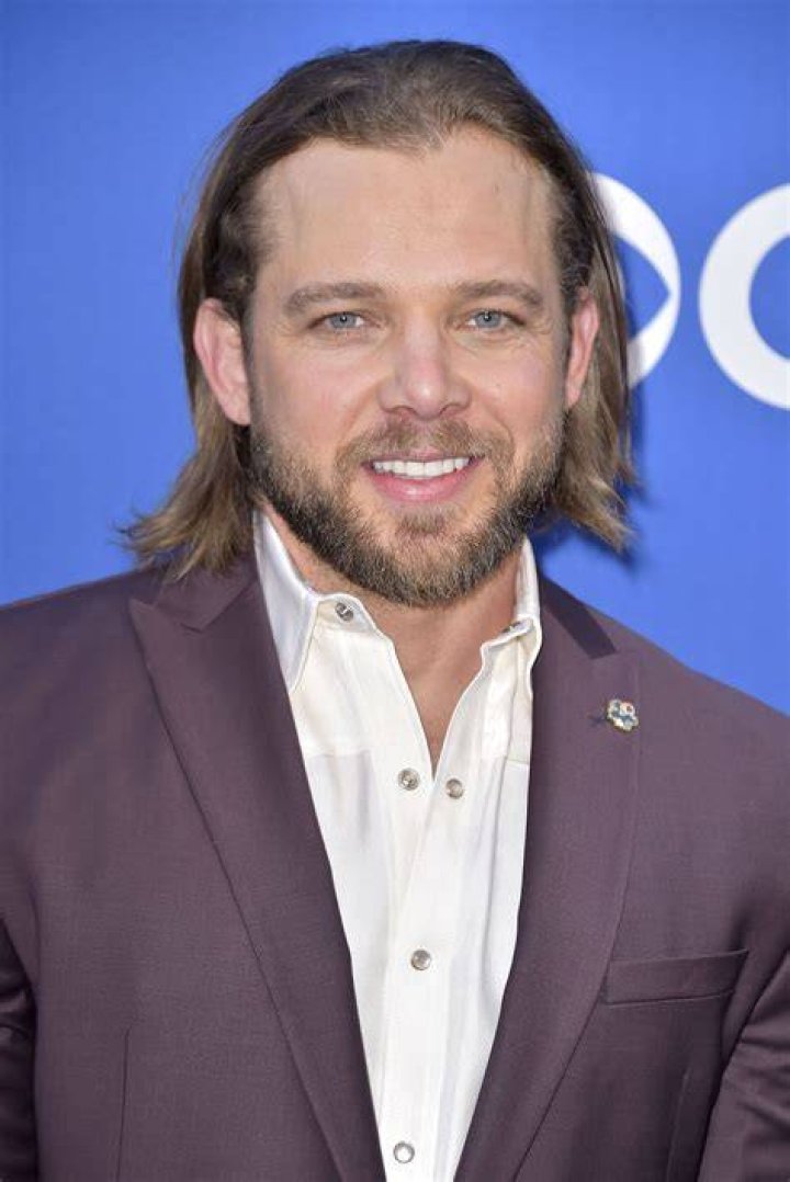 Max Thieriot photo 141 of 640 pics, wallpaper photo 1244150 ThePlace2