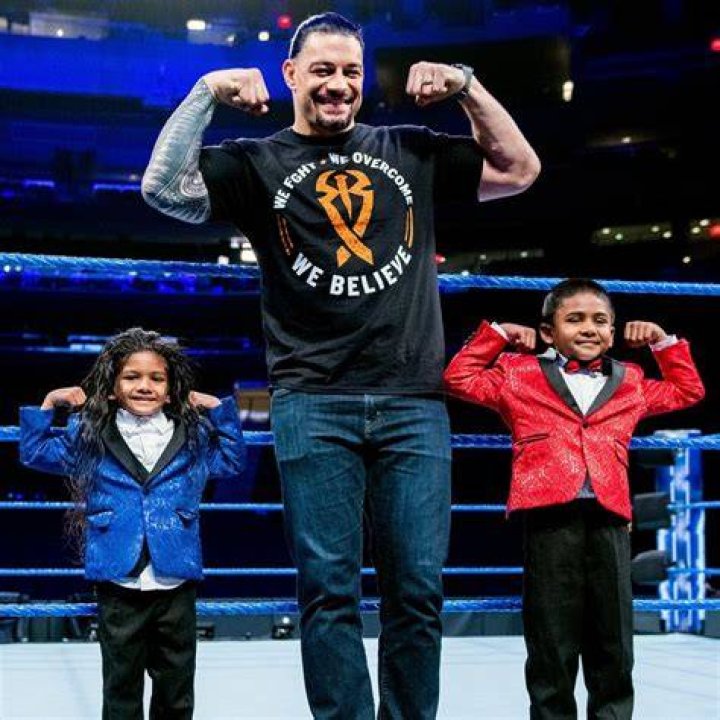 Meet Wrestler Roman Reigns And His Twins Celebrities Nigeria