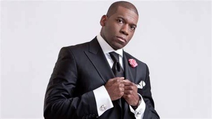 Megachurch pastor Jamal Bryant moves from Baltimore to Atlanta