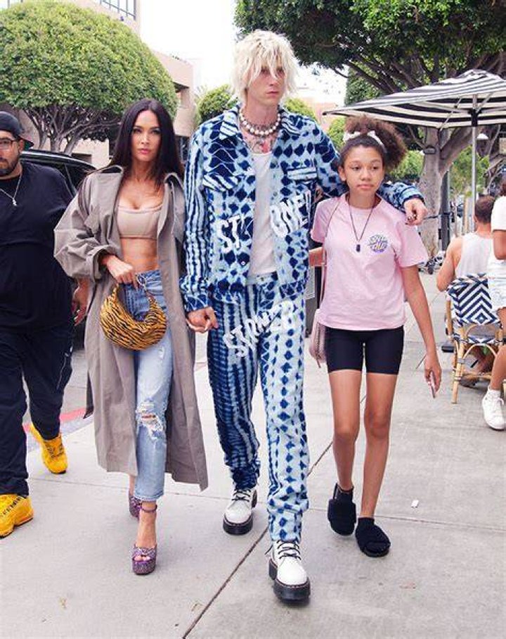 Megan Fox Hangs With Machine Gun Kelly & Daughter Casie New Photos