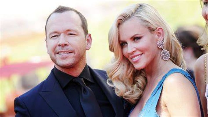Newlyweds Donnie Wahlberg and Jenny McCarthy Land Reality Show