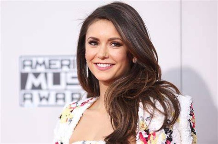 Nina Dobrev Height Weight Age Affairs Body Stats