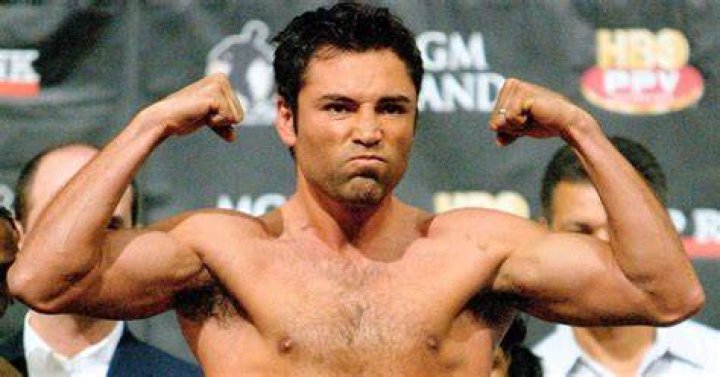 Oscar De La Hoya Weight Height Ethnicity Hair Color Eye Color