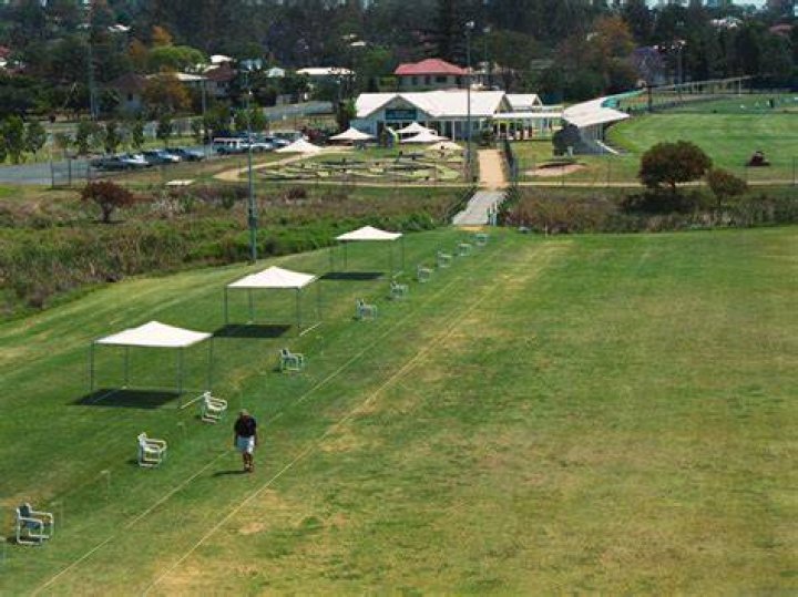 Oxley Driving Range in Oxley Restaurant reviews