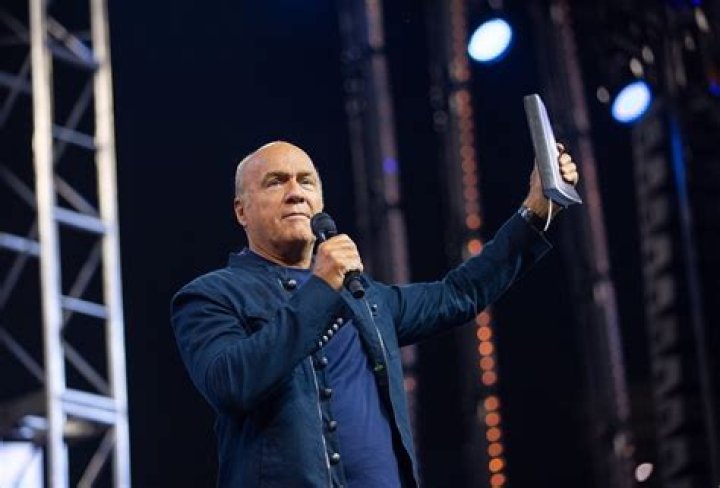 Pastor Greg Laurie Reveals What Happened To His Mom After "Jesus